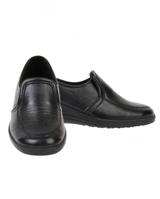 Туфли женские на резинке черные иск. кожа ПУ