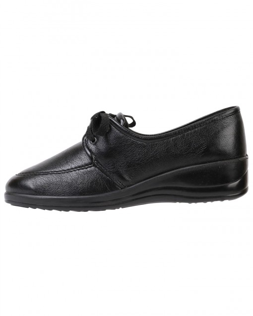 Туфли женские на шнуровке черные иск. кожа ПУ