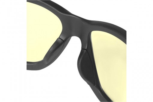 Очки открытые Milwaukee PERFORMANCE SAFETY GLASSES YELLOW - 1PC янтарные, покрытие от запотевания и царапин 4932478928