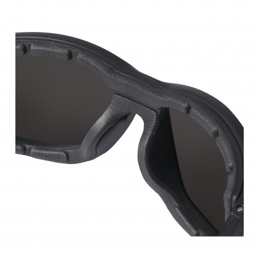 Очки открытые Milwaukee PREMIUM POLARISED SAFETY GLASSES WITH GASKET -1PC затемненые, покрытие от запотевания и царапин поляризованные 4932471886