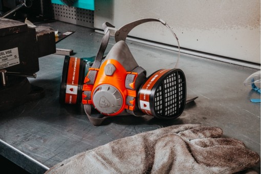 Фильтр 6550 JETA SAFETY для защиты от органических газов и паров A2,герметично упак.по 2 шт, цена за 1 шт.