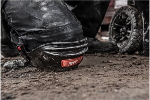 Наколенники Milwaukee FLEXIBLE KNEE PAD - 1 PAIR 4932478136