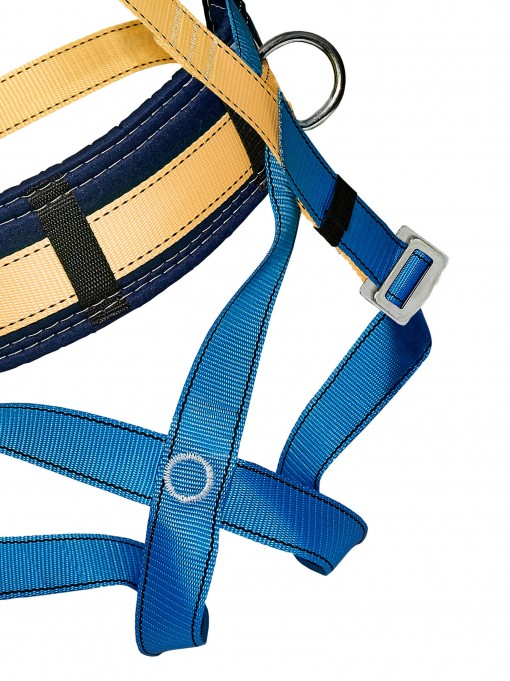 Привязь страховочная УСП-2Ж4 с наплечными и набедренными лямками с 4 точками крепления